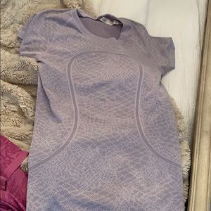Lululemon top
